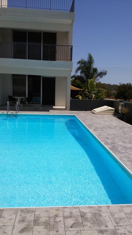 Palms Resort Apartments Alethriko Room photo